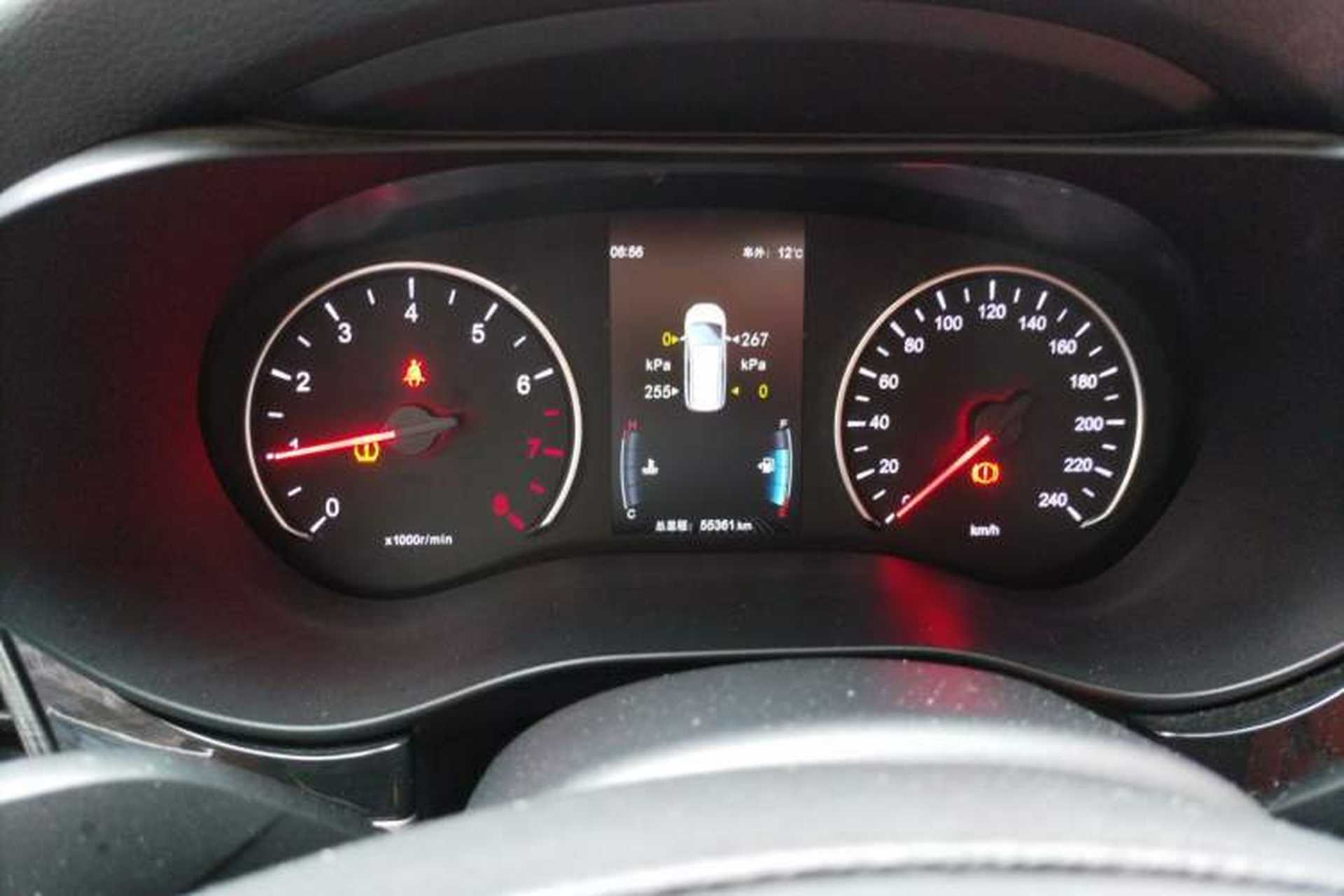 Used BYD Song MAX 2017 1.5T Manual Smart Connect Luxury 7-Seater Instrument Cluster
