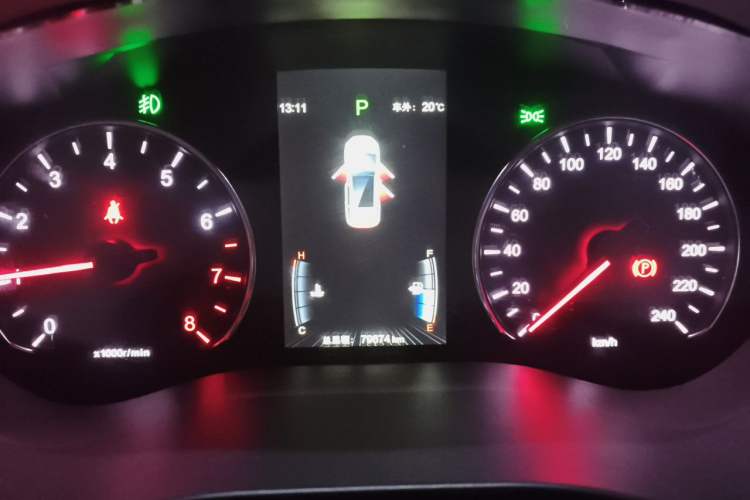 Used BYD Song MAX 2017 1.5T Automatic Smart Connect Prestige 7-Seater Instrument Cluster