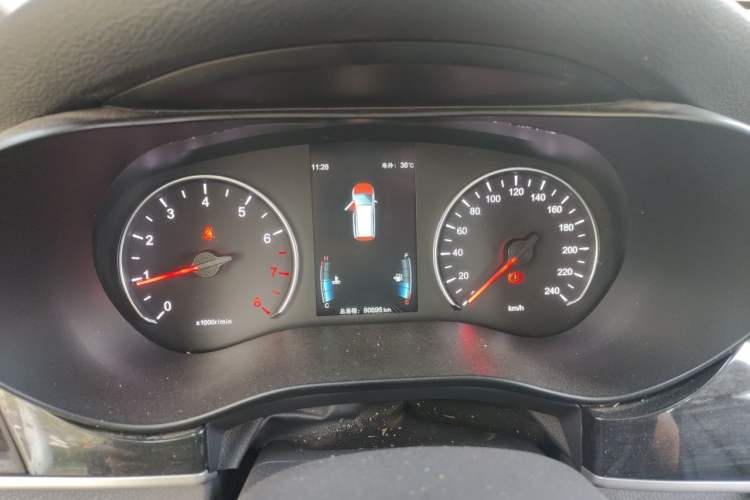 Used BYD Song MAX 2017 1.5T Manual Smart Connect Luxury 7-Seater Instrument Cluster