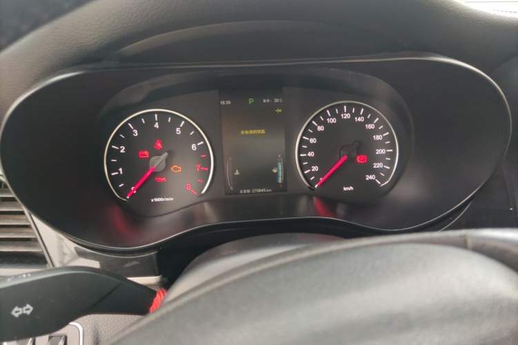 Used BYD Song MAX 2017 1.5T Automatic Smart Connect Elite 7-Seater Instrument Cluster