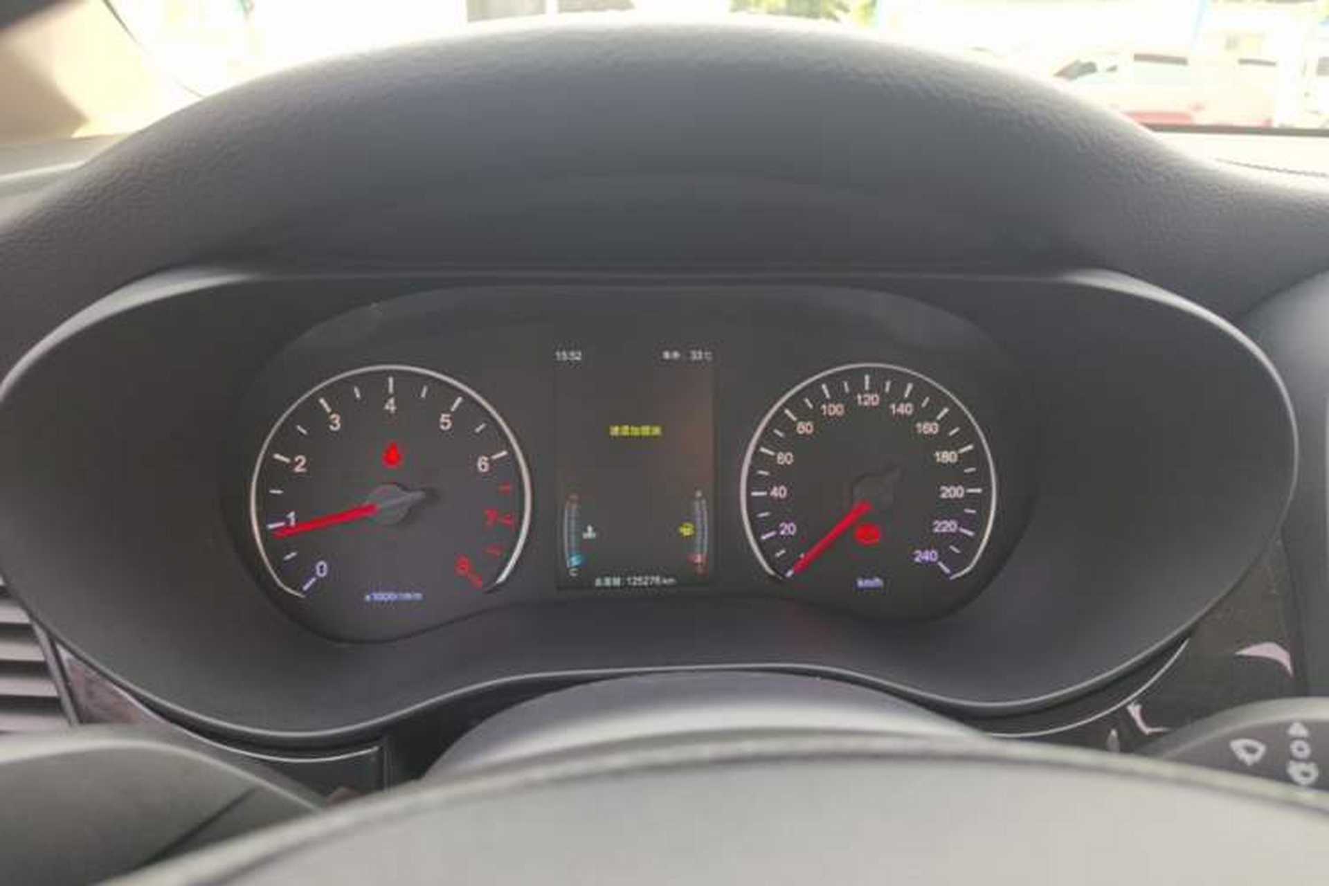Used BYD Song MAX 2017 1.5T Manual Smart Connect Luxury 7-Seater Instrument Cluster