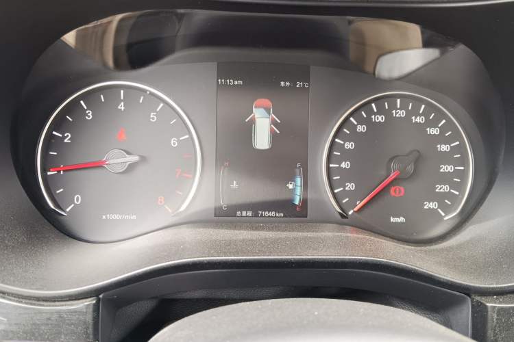 Used BYD Song MAX 2017 1.5T Manual Smart Connect Luxury 7-Seater Instrument Cluster