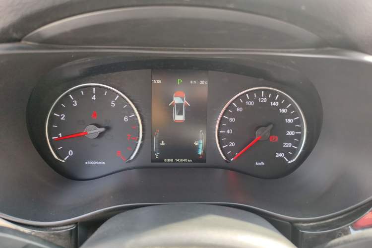 Used BYD Song MAX 2017 1.5T Automatic Smart Connect Prestige 7-Seater Instrument Cluster