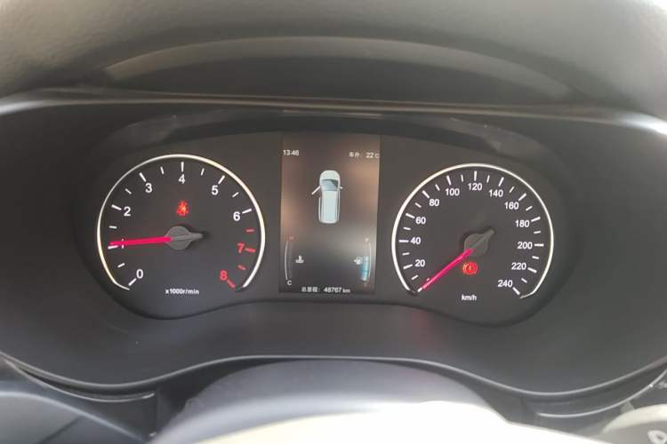 Used BYD Song MAX 2017 1.5T Manual Smart Connect Luxury 7-Seater Instrument Cluster