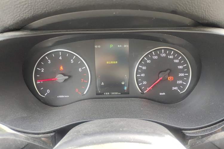 Used BYD Song MAX 2017 1.5T Automatic Smart Connect Prestige 7-Seater Instrument Cluster