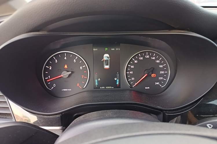 Used BYD Song MAX 2017 1.5T Automatic Smart Connect Elite 7-Seater Instrument Cluster