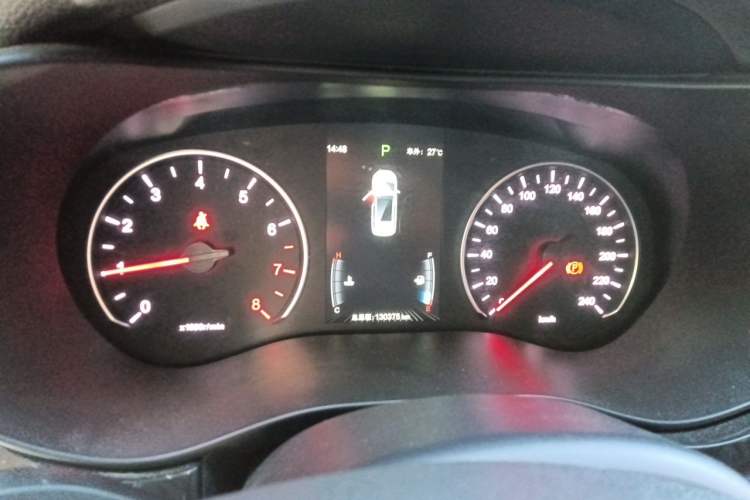 Used BYD Song MAX 2017 1.5T Automatic Smart Connect Prestige 7-Seater Instrument Cluster