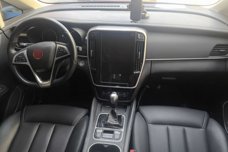 Used BYD Song MAX 2017 1.5T Automatic Smart Connect Elite 7-Seater Interior 1