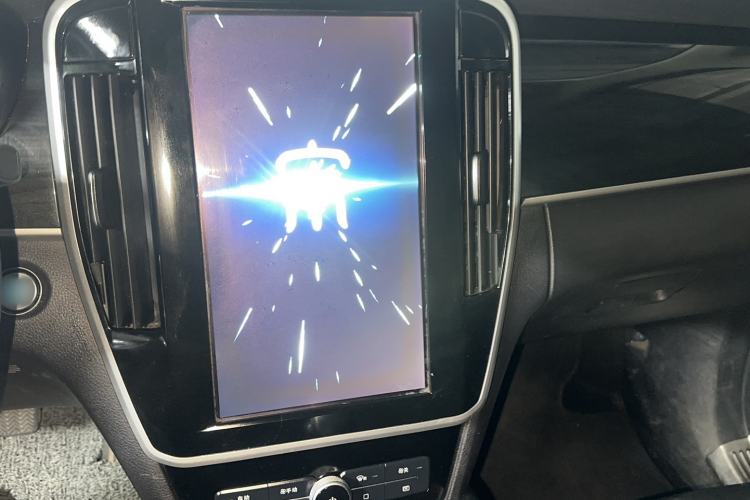 Used BYD Song MAX 2017 1.5T Automatic Smart Connect Luxury 7-Seater Interior 2