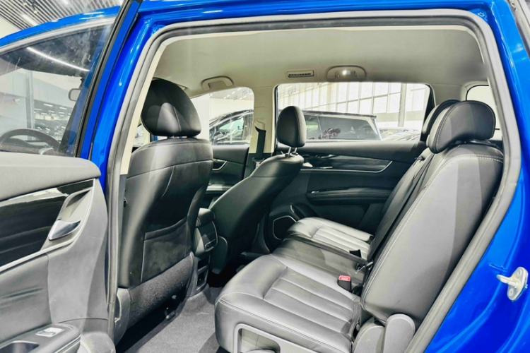 Used BYD Song MAX 2017 1.5T Automatic Smart Connect Luxury 7-Seater Interior 2