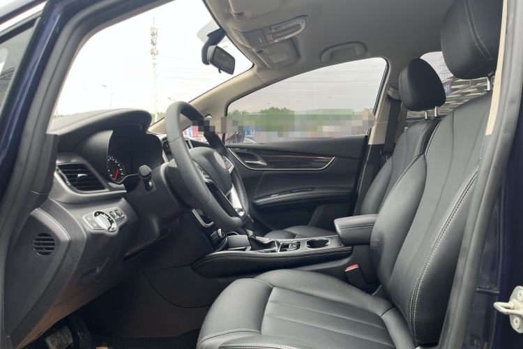 Used BYD Song MAX 2017 1.5T Automatic Smart Connect Luxury 7-Seater Interior 3