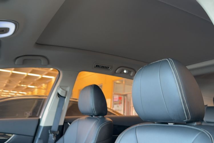 Used BYD Song MAX 2017 1.5T Automatic Smart Connect Elite 7-Seater Interior 4