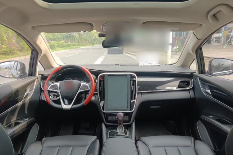 Used BYD Song MAX 2017 1.5T Automatic Smart Connect Elite 7-Seater Interior 4