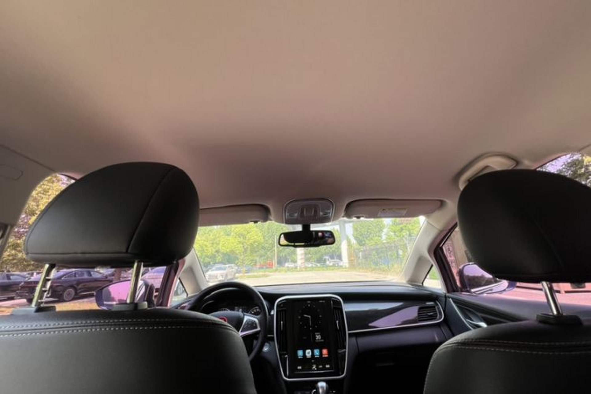 Used BYD Song MAX 2017 1.5T Automatic Smart Connect Luxury 7-Seater Interior 4