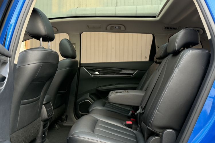 Used BYD Song MAX 2017 1.5T Automatic Smart Connect Elite 7-Seater Interior 7