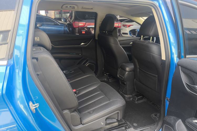 Used BYD Song MAX 2017 1.5T Automatic Smart Connect Elite 7-Seater Interior 9
