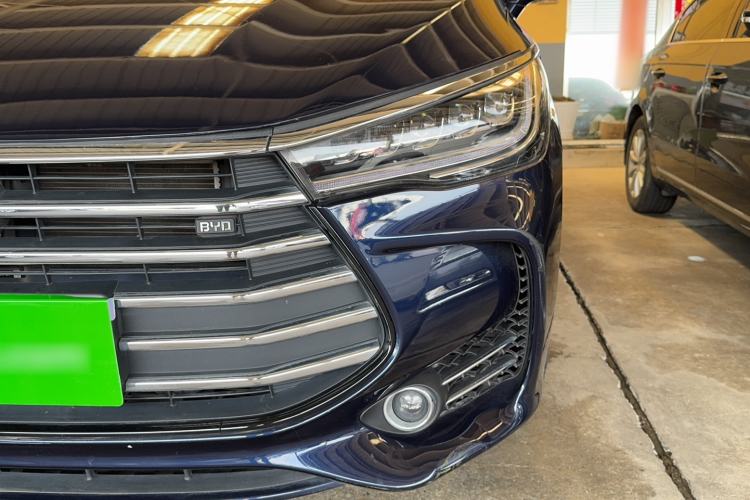 Used BYD Song MAX 2017 1.5T Automatic Smart Connect Elite 7-Seater Left Front Headlight