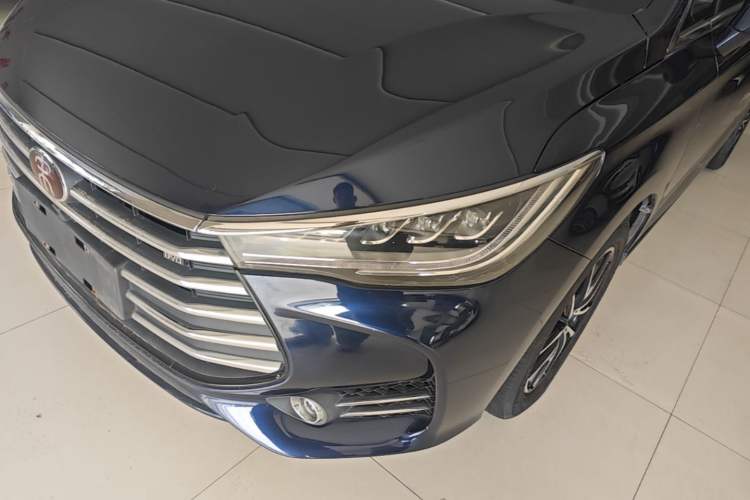 Used BYD Song MAX 2017 1.5T Automatic Smart Connect Elite 7-Seater Left Front Headlight