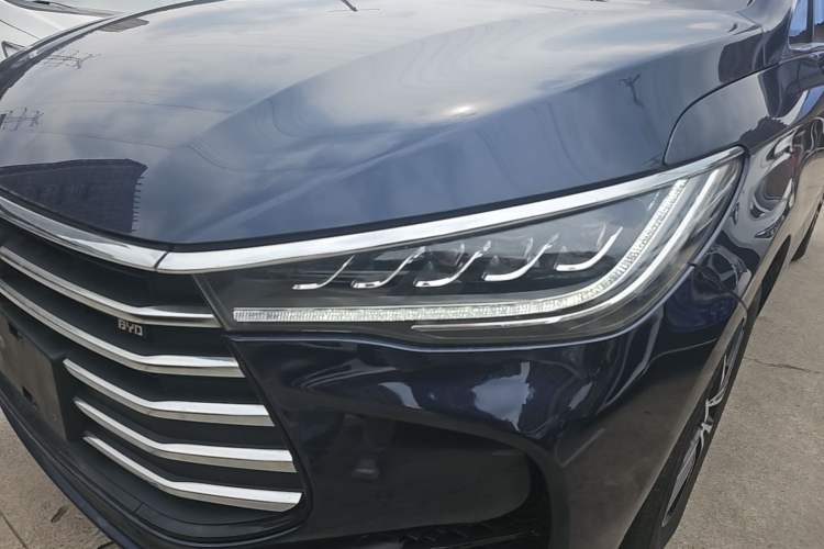 Used BYD Song MAX 2017 1.5T Automatic Smart Connect Prestige 7-Seater Left Front Headlight