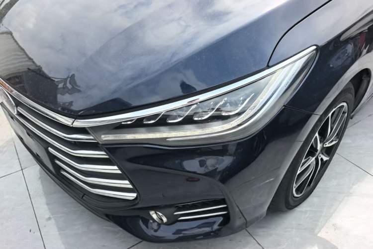 Used BYD Song MAX 2017 1.5T Automatic Smart Connect Prestige 7-Seater Left Front Headlight