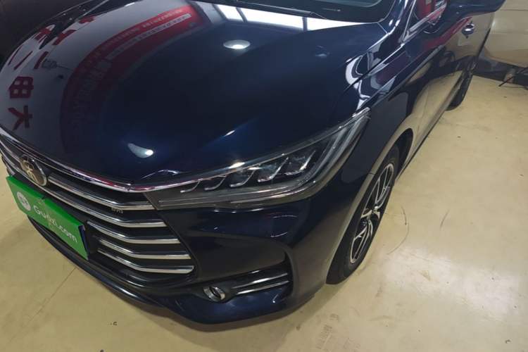 Used BYD Song MAX 2017 1.5T Automatic Smart Connect Elite 7-Seater Left Front Headlight