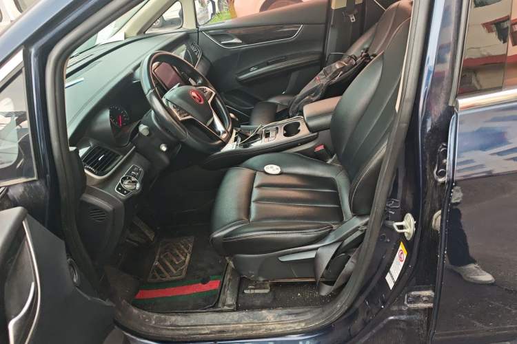 Used BYD Song MAX 2017 1.5T Automatic Smart Connect Elite 7-Seater Left Front Seat