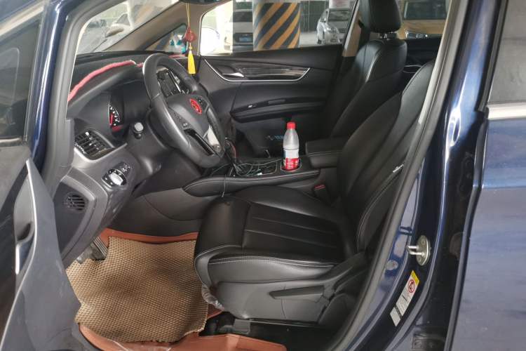 Used BYD Song MAX 2017 1.5T Automatic Smart Connect Luxury 7-Seater Left Front Seat