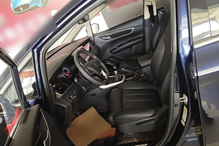 Used BYD Song MAX 2017 1.5T Manual Smart Connect Luxury 7-Seater Left Front Seat