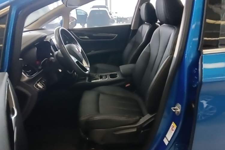 Used BYD Song MAX 2017 1.5T Automatic Smart Connect Elite 7-Seater Left Front Seat
