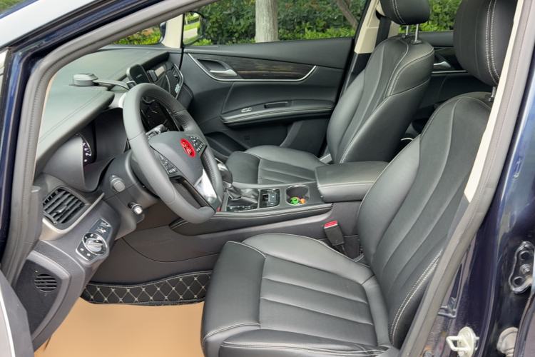 Used BYD Song MAX 2017 1.5T Automatic Smart Connect Prestige 7-Seater Left Front Seat