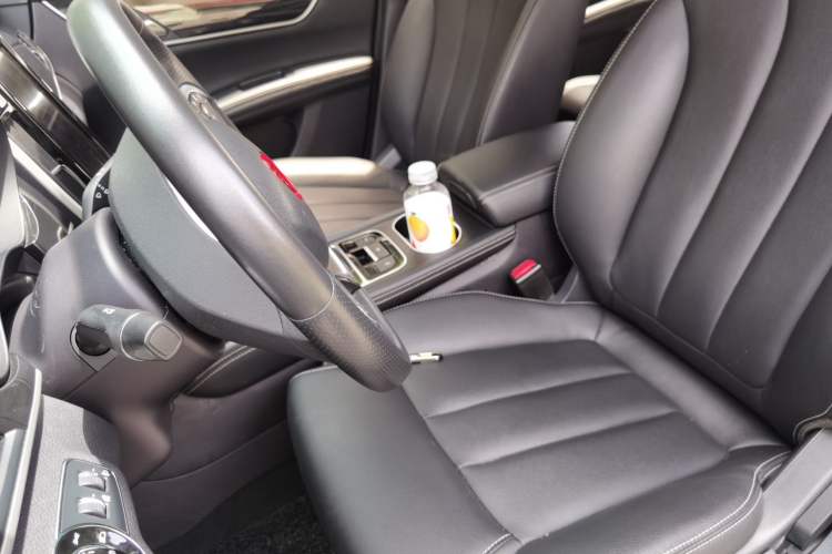 Used BYD Song MAX 2017 1.5T Automatic Smart Connect Luxury 7-Seater Left Front Seat