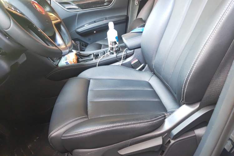 Used BYD Song MAX 2017 1.5T Automatic Smart Connect Elite 7-Seater Left Front Seat