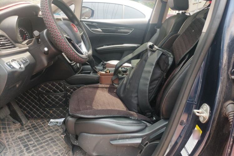 Used BYD Song MAX 2017 1.5T Automatic Smart Connect Elite 7-Seater Left Front Seat