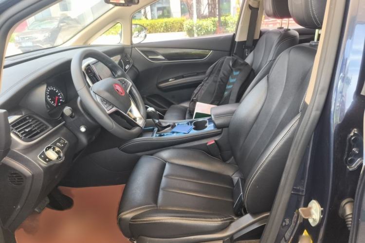Used BYD Song MAX 2017 1.5T Automatic Smart Connect Elite 7-Seater Left Front Seat
