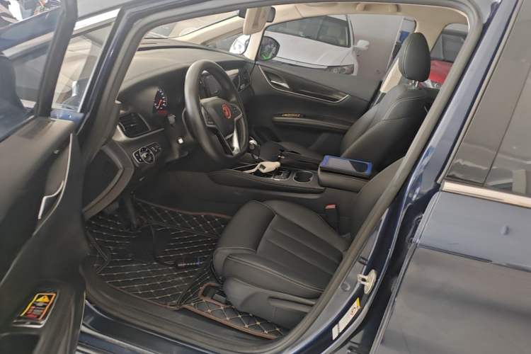 Used BYD Song MAX 2017 1.5T Automatic Smart Connect Elite 7-Seater Left Front Seat