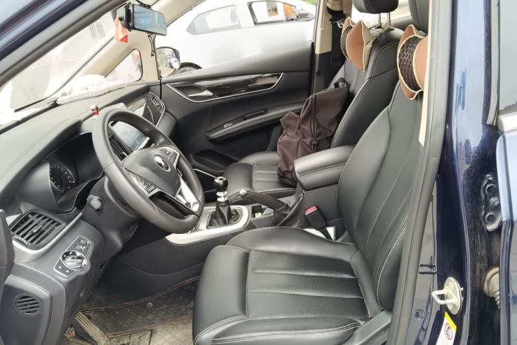 Used BYD Song MAX 2017 1.5T Manual Smart Connect Luxury 7-Seater Left Front Seat