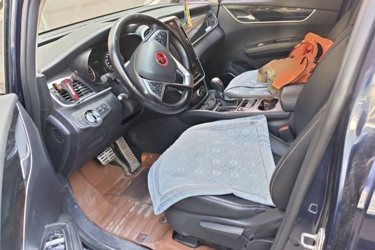Used BYD Song MAX 2017 1.5T Automatic Smart Connect Elite 7-Seater Left Front Seat