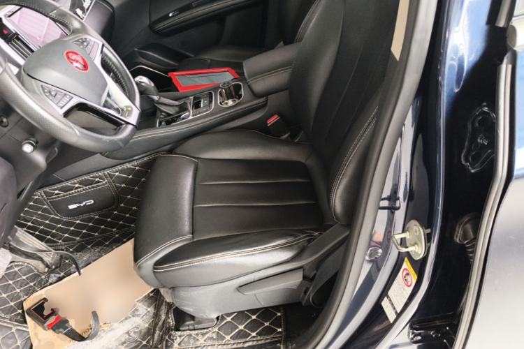 Used BYD Song MAX 2017 1.5T Automatic Smart Connect Elite 7-Seater Left Front Seat