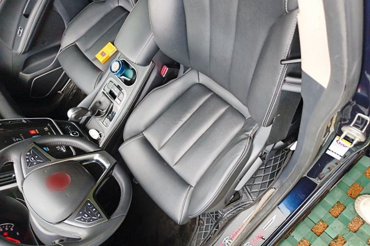 Used BYD Song MAX 2017 1.5T Automatic Smart Connect Luxury 7-Seater Left Front Seat