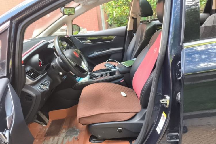 Used BYD Song MAX 2017 1.5T Automatic Smart Connect Prestige 7-Seater Left Front Seat