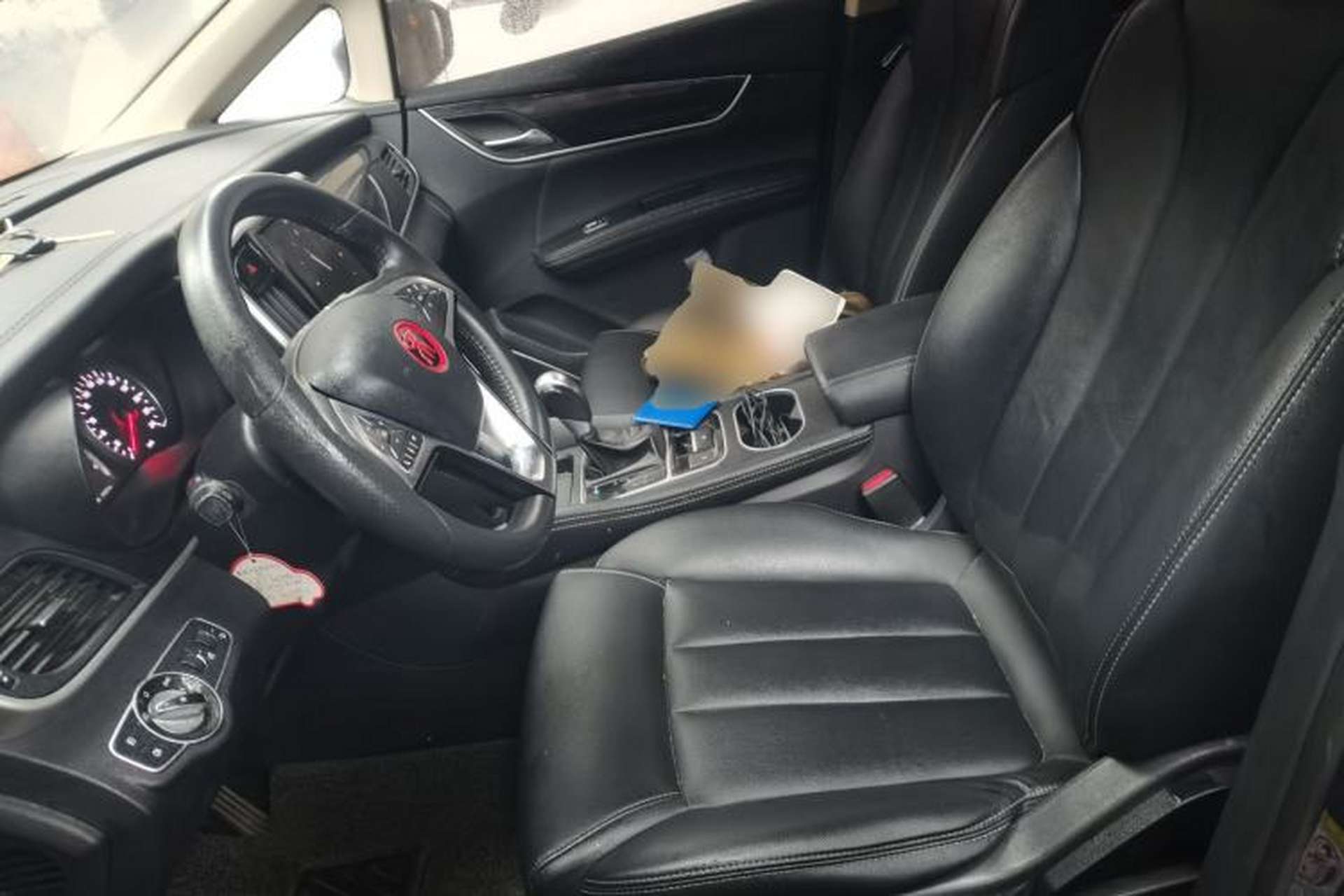 Used BYD Song MAX 2017 1.5T Automatic Smart Connect Luxury 7-Seater Left Front Seat