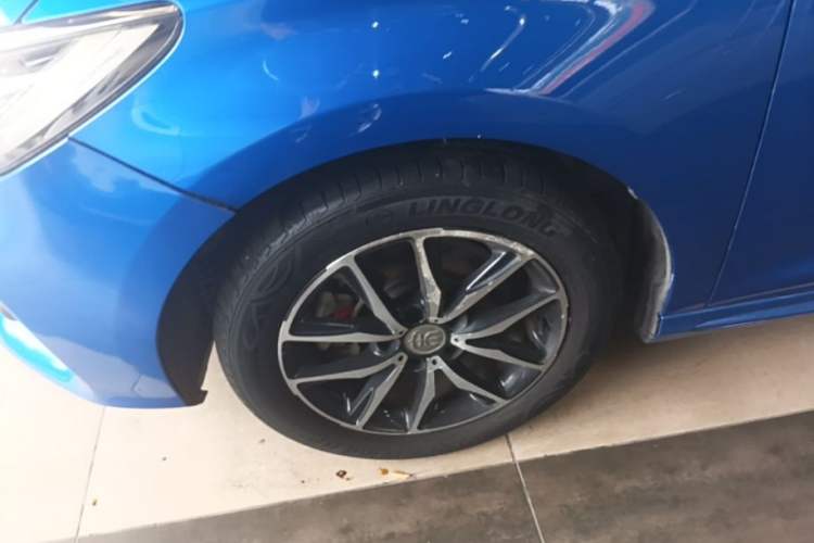 Used BYD Song MAX 2017 1.5T Automatic Smart Connect Elite 7-Seater Left Front Wheel Hub