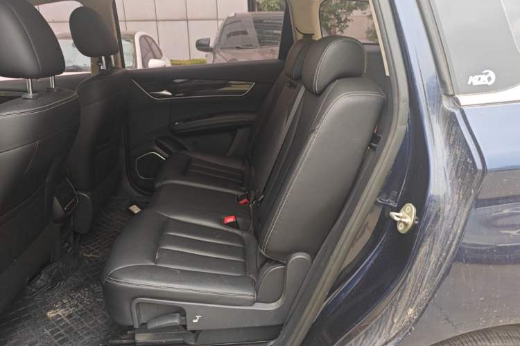 Used BYD Song MAX 2017 1.5T Automatic Smart Connect Elite 7-Seater Left Rear Seat