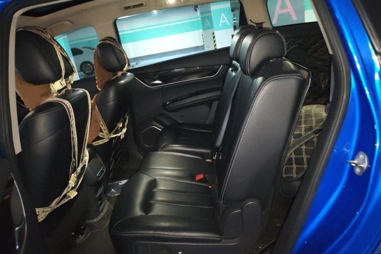 Used BYD Song MAX 2017 1.5T Automatic Smart Connect Prestige 7-Seater Left Rear Seat