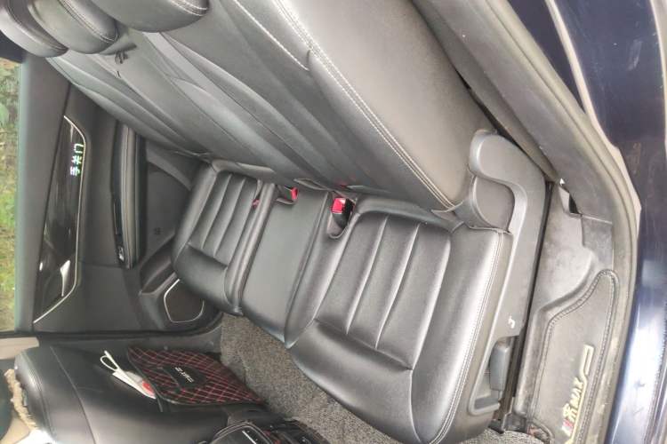 Used BYD Song MAX 2017 1.5T Automatic Smart Connect Elite 7-Seater Left Rear Seat