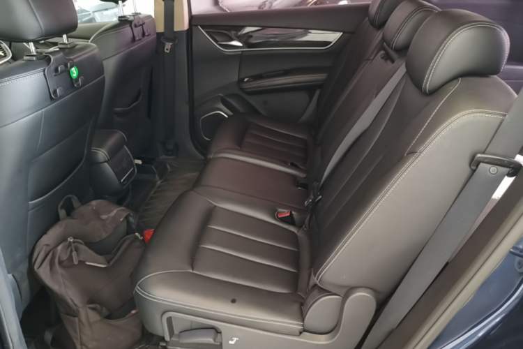 Used BYD Song MAX 2017 1.5T Automatic Smart Connect Elite 7-Seater Left Rear Seat