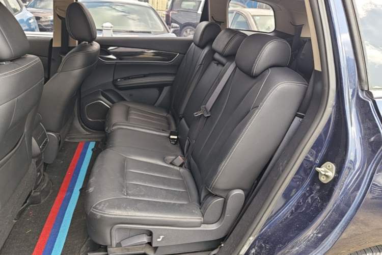 Used BYD Song MAX 2017 1.5T Automatic Smart Connect Elite 7-Seater Left Rear Seat