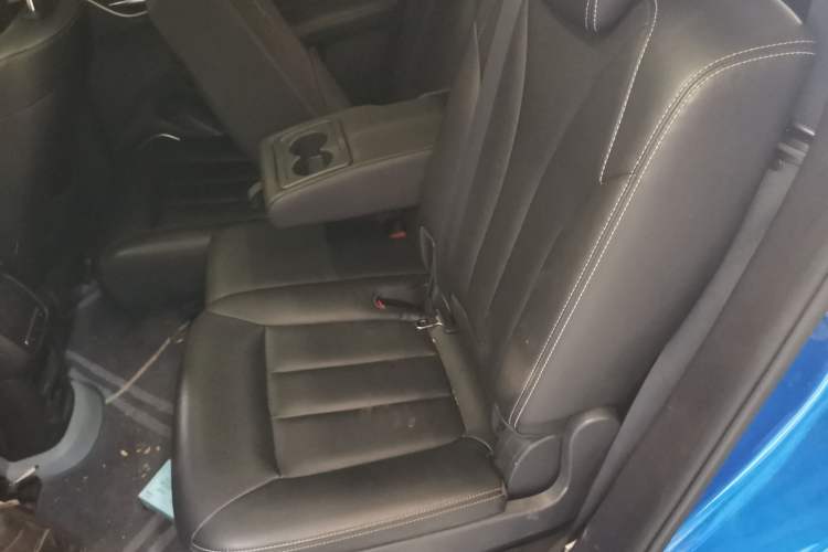 Used BYD Song MAX 2017 1.5T Automatic Smart Connect Elite 7-Seater Left Rear Seat