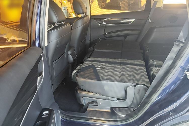 Used BYD Song MAX 2017 1.5T Automatic Smart Connect Elite 7-Seater Left Rear Seat