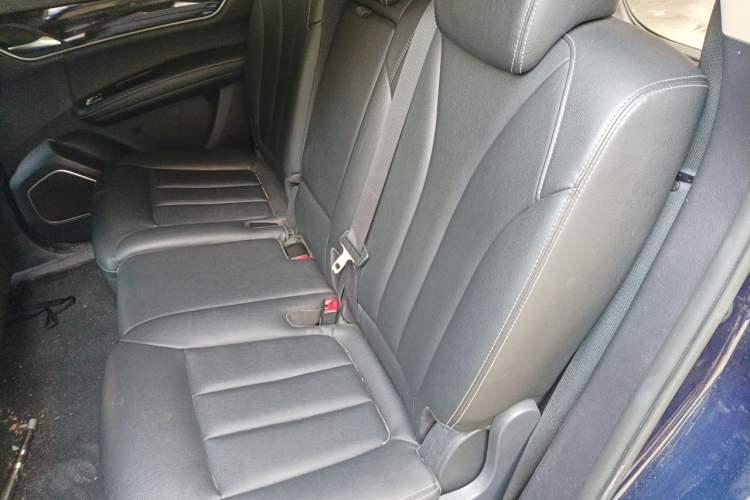 Used BYD Song MAX 2017 1.5T Automatic Smart Connect Elite 7-Seater Left Rear Seat